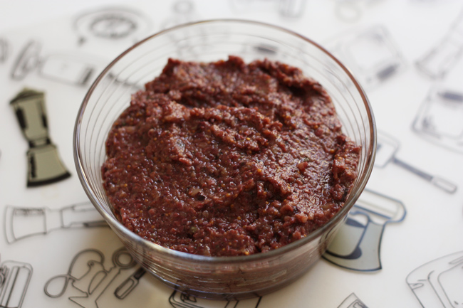 Tapenade de azeitonas pretas e figo seco