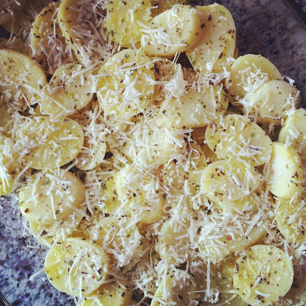 batatas antes de irem ao forno