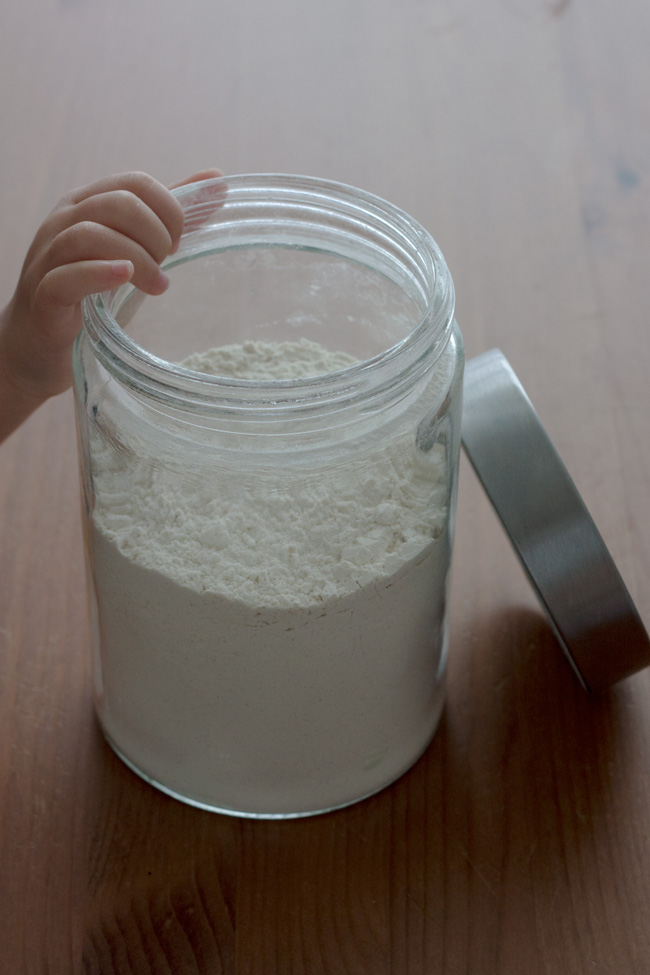 Receita de panquecas rápidas feitas com mix caseiro super prático. Uma mão na roda para preparar aquelas panquecas fofinhas para o café da manhã.