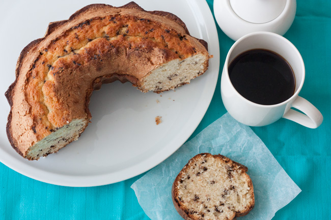 Bolo formigueiro super fofinho e macio perfeito para comer acompanhado de um cafezinho.